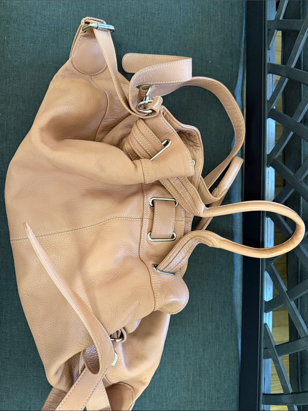 Barr Barr Leather Shoulder Tote Bag in Tan -